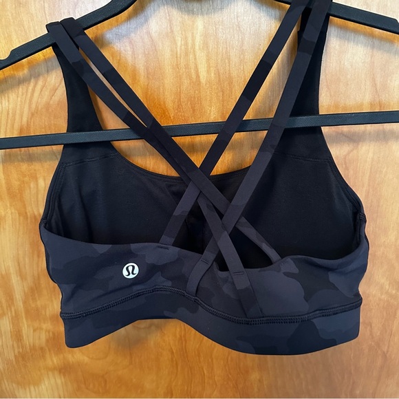 Lululemon Dark Camo Sports Bra Size 6 - Picture 2 of 3